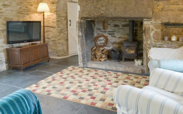 Itchingstone Cottage