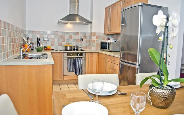 Base Serviced Apartments - Duke Street