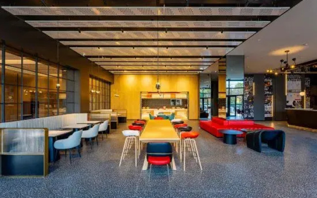 Ibis Hotel (Haiyan Economic Development Zone)