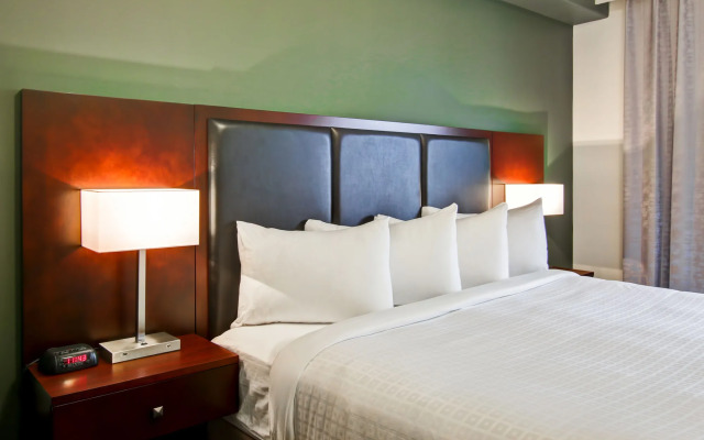 Chateau Nova Yellowknife