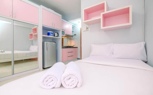 Homey And Cozy Studio Room Taman Melati Margonda Apartment