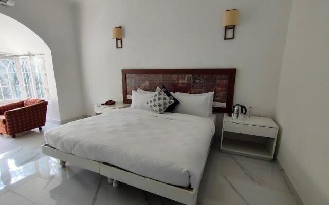 Hotel Meera