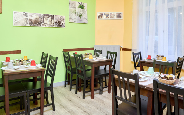 Hotel Derby MERODE