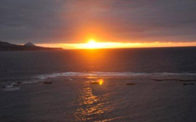 Las Canteras Delux Beach Apartment