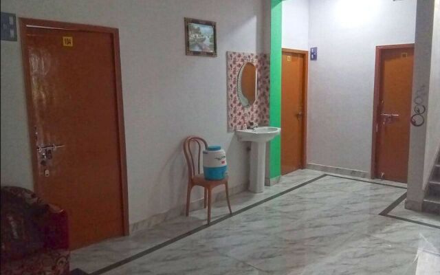 Spot On 44288 Maharaja Palace