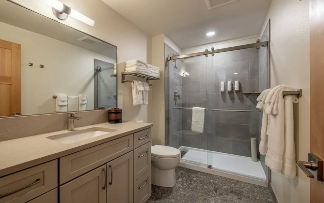 Bavarian Lodge Suites
