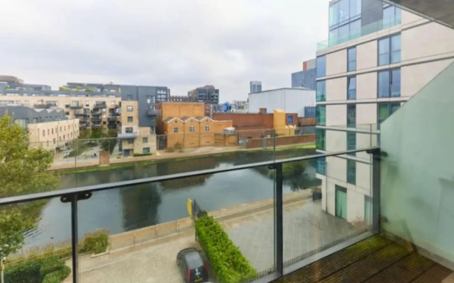 The Graham Park Hideout - Breathtaking 2bdr Flat With Balcony