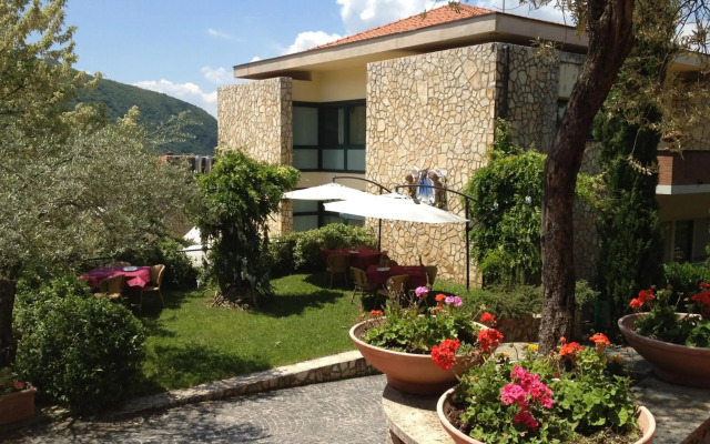 Solofra Palace Hotel Resorts
