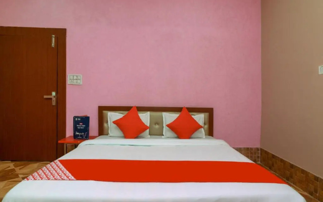 Raj Mahal By OYO Rooms