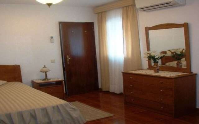 104201 - Villa in Sintra