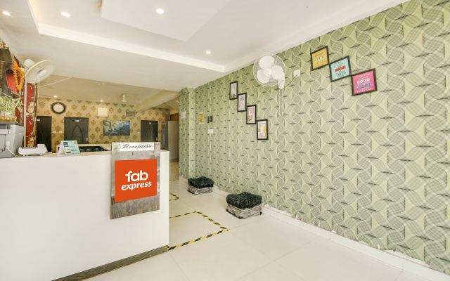 FabExpress Alacia Inn