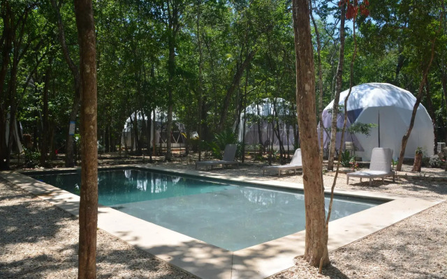 Glamping Mayan Glam