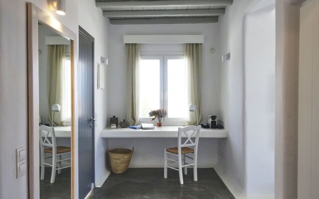 Azolla Villa Mykonos