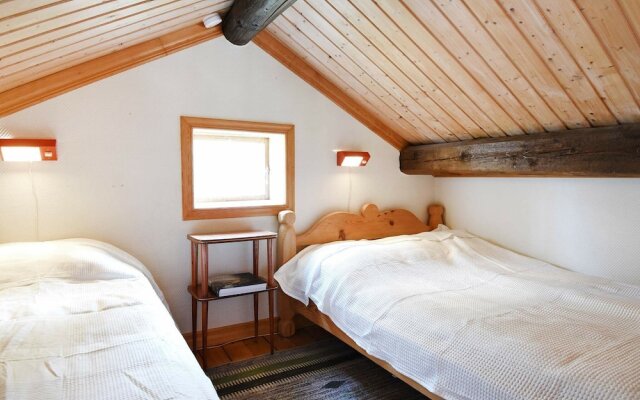 9 Person Holiday Home in Brålanda