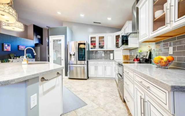 Spacious Arizona Getaway w/ Pool, Pets Welcome!