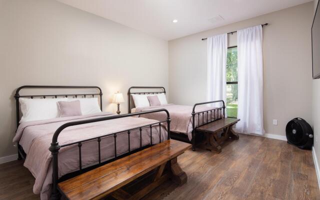 The White House on the Horseshoe