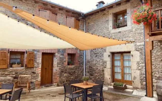 Aparthotel les Corts