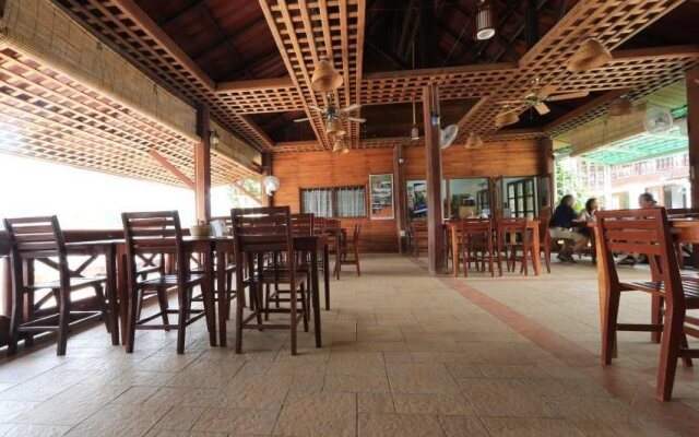 Thavonsouk Resort