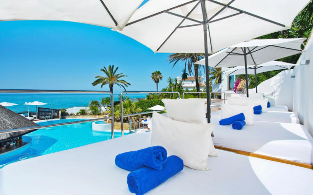 Oceano Beach Club