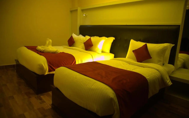 Hotel Wayanad Square