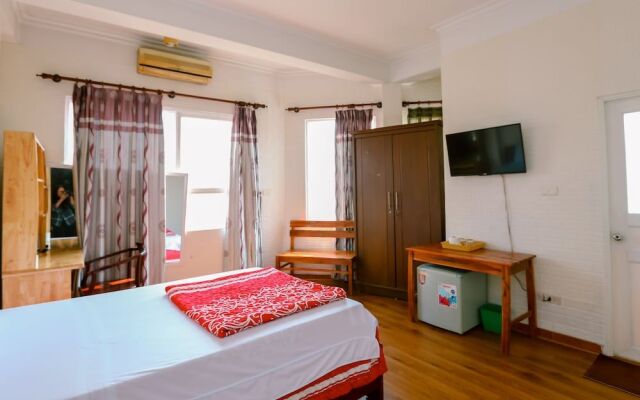 OYO 575 Van Xuan Hotel