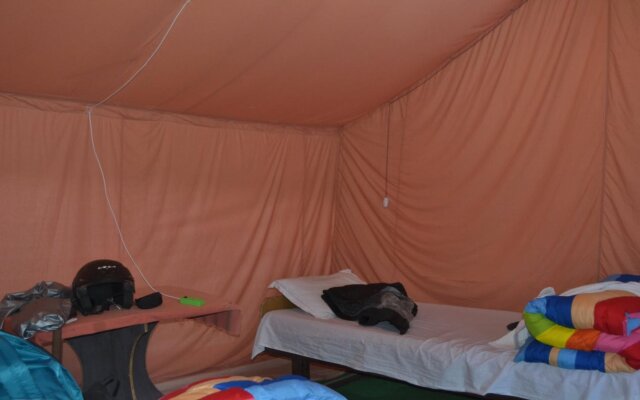 TIH Desert Oasis Camp - Hunder