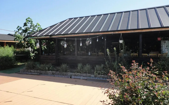 Greenstone Land - Corbu