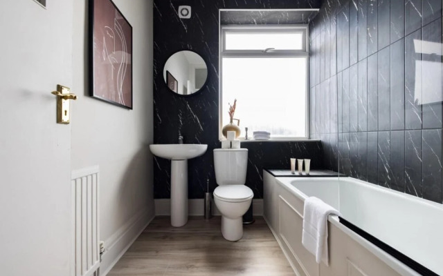 The Hendon Escape - Elegant 3bdr Flat