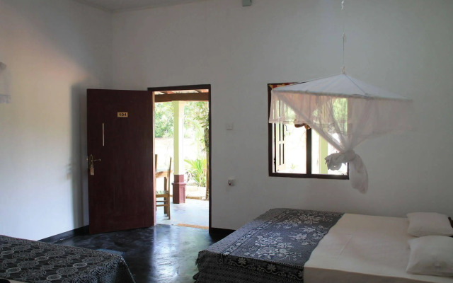 Apsaras Resort Sigiriya