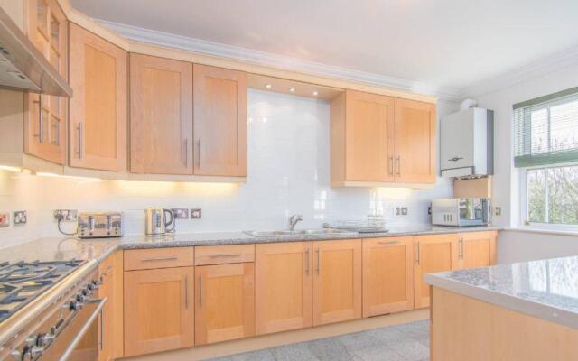 Jubilee Mansions 5* Retreat