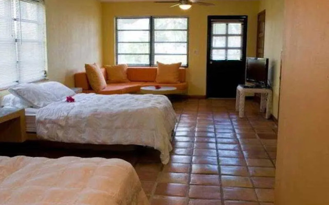 Belize Yacht Club Resort