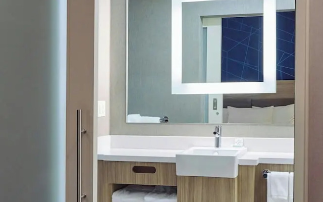 SpringHill Suites Medford Airport