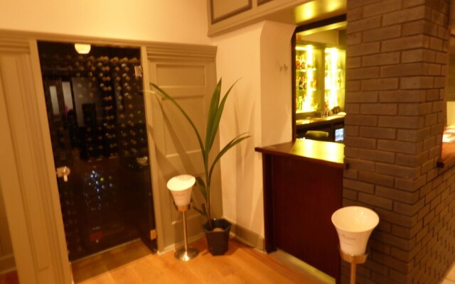 L'hote Boutique Hotel