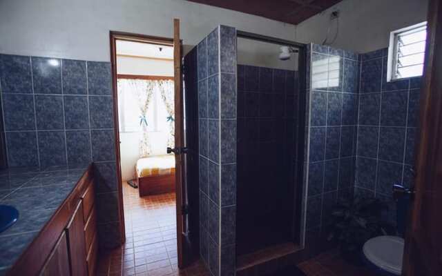 Spanish by the River - Boquete - Hostel