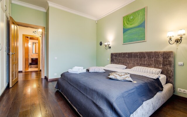 Premium Apartment Smolenskiy 22-10