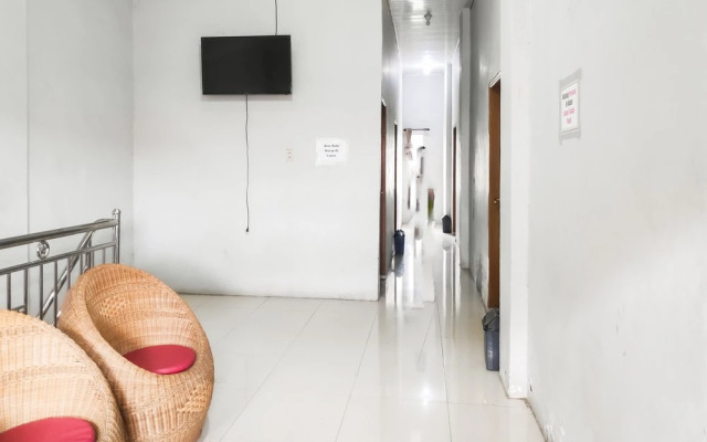 RedDoorz Syariah near Terminal Terpadu Langsa