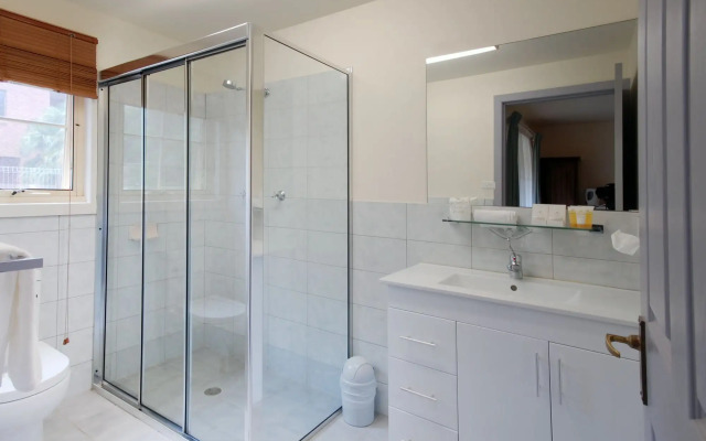 Riverview Boutique Motel