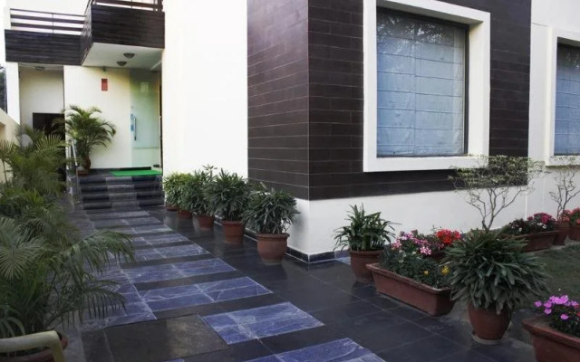 Hotel Camria by Fabhotel
