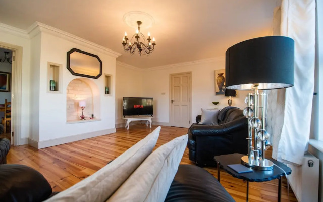 Bradog House - Beautiful 4 Bedroom House in Central Bundoran