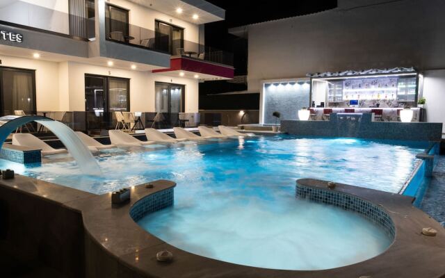 Aeonian Luxury Suites Asprovalta, Adults Only & Kids 12 Plus