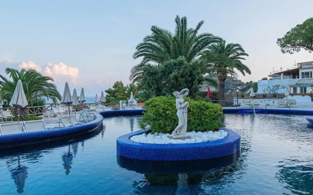 Hotel Apollon 4*