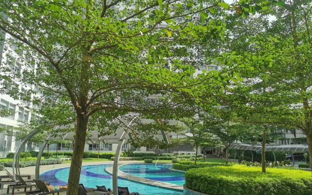 Liam's Pad at grace residences