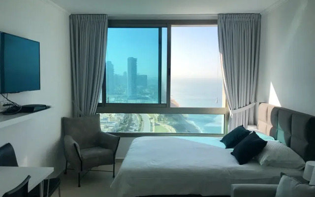 Seaview Apartments On The Beach