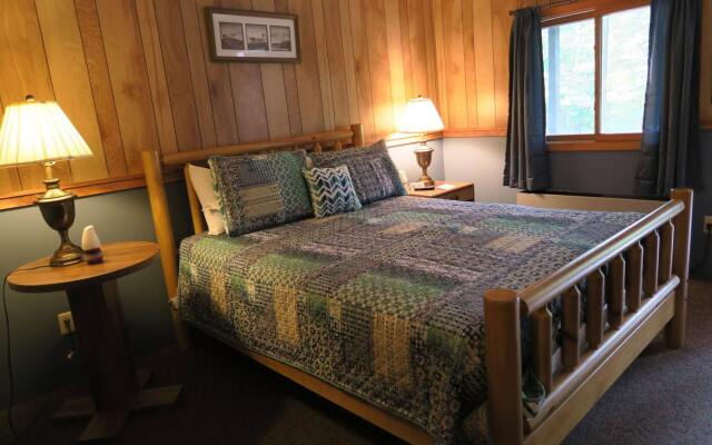 Forest Hill Lodge & Cabins