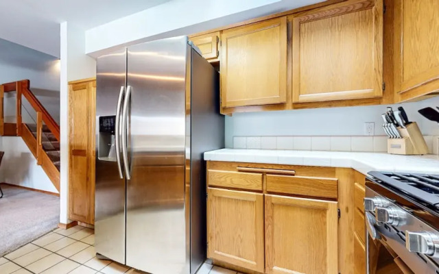 Snowcreek Iv #594 3 Bedroom Condo