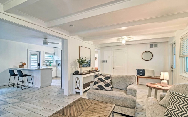 Retreat Half-mile to Beach/siesta Key Village