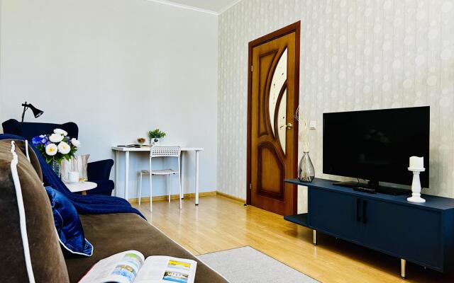 Апартаменты на проспекте Славы