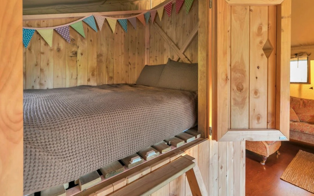 Luxury Under Canvas