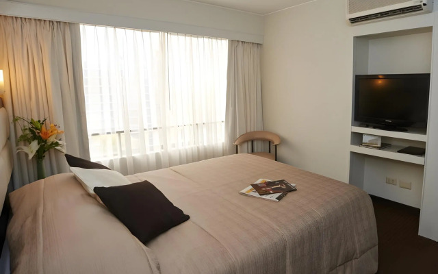 Roosevelt Hotel & Suites