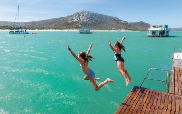 Malindila Apartment & House